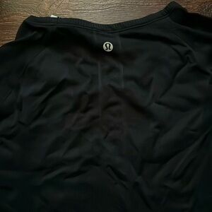 Lulumon workout shirt